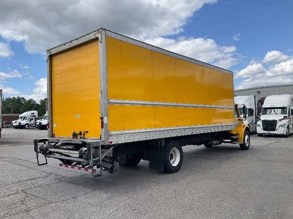 Medium Duty Box Truck-Light and Medium Duty Trucks-Freightliner-2022-M2-Piqua-OH-207,648\n\t\tmiles-$ 54,000 - Image 13
