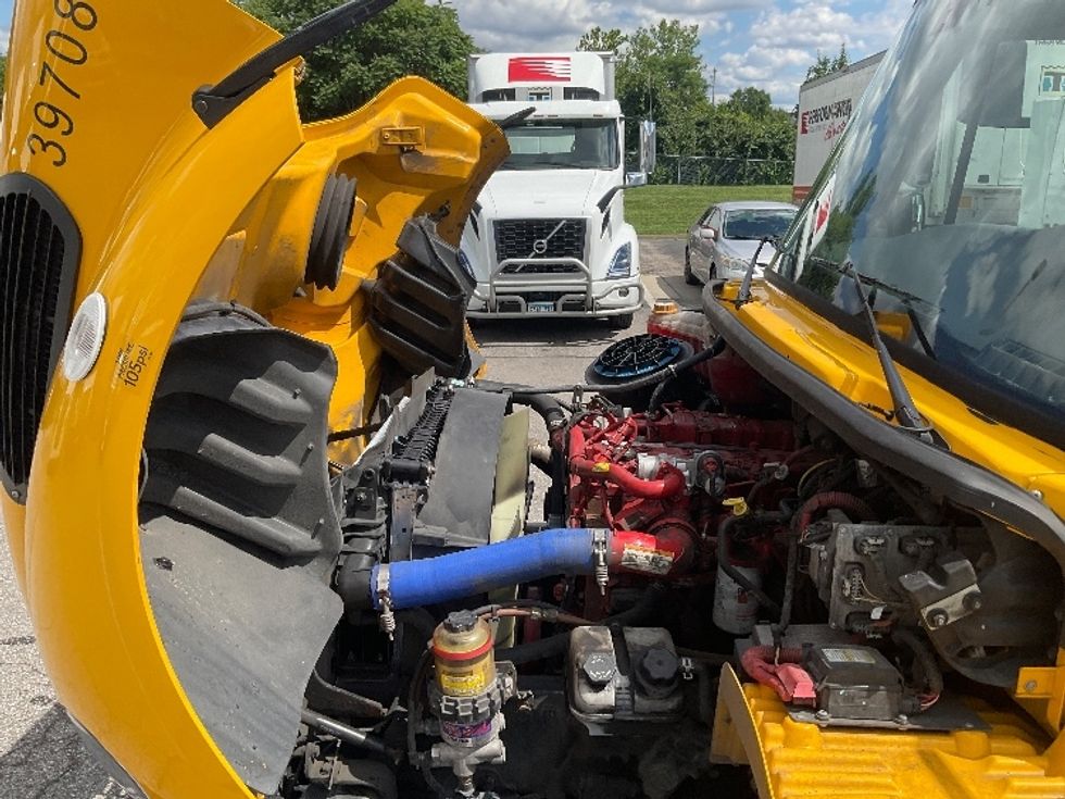 Medium Duty Box Truck-Light and Medium Duty Trucks-Freightliner-2022-M2-Piqua-OH-207,648\n\t\tmiles-$ 54,000 - Image 24