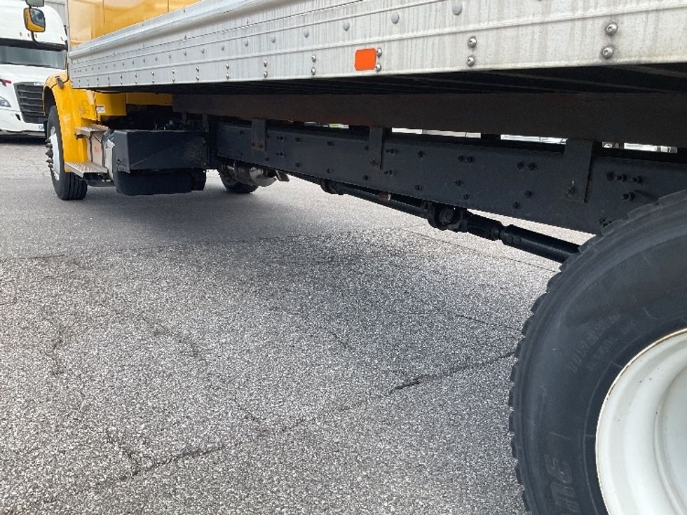Medium Duty Box Truck-Light and Medium Duty Trucks-Freightliner-2022-M2-Piqua-OH-207,648\n\t\tmiles-$ 54,000 - Image 5