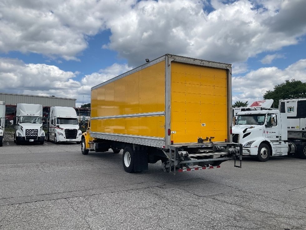 Medium Duty Box Truck-Light and Medium Duty Trucks-Freightliner-2022-M2-Piqua-OH-207,648\n\t\tmiles-$ 54,000 - Image 6