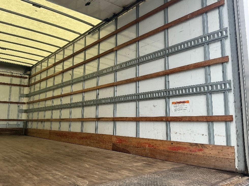 Medium Duty Box Truck-Light and Medium Duty Trucks-Freightliner-2022-M2-Piqua-OH-221,954\n\t\tmiles-$ 53,250 - Image 12