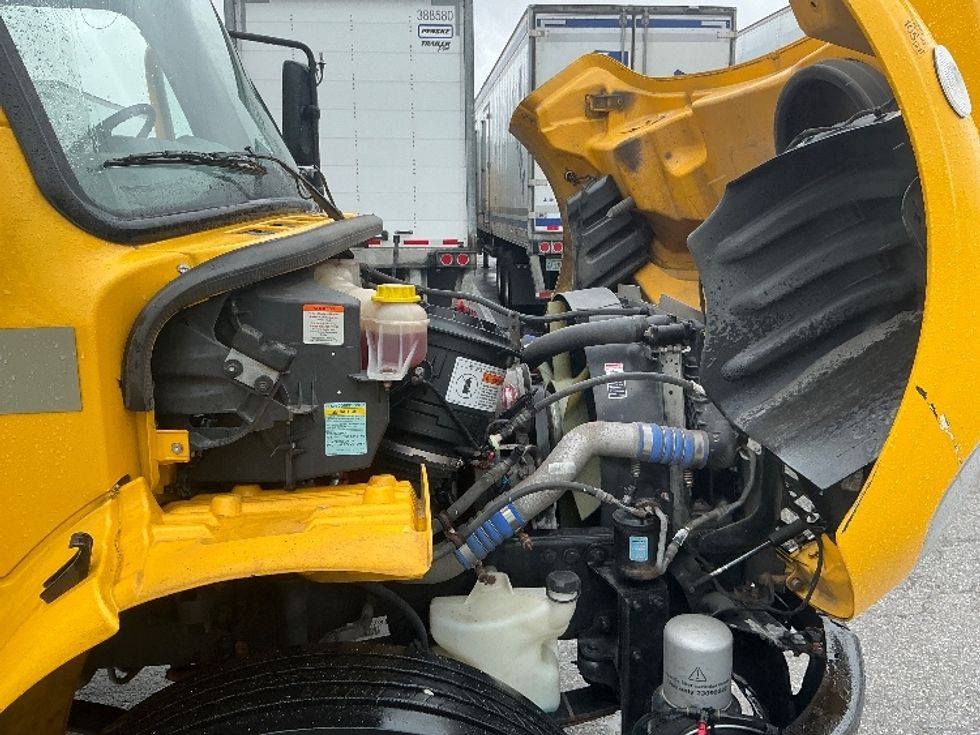 Medium Duty Box Truck-Light and Medium Duty Trucks-Freightliner-2022-M2-Piqua-OH-221,954\n\t\tmiles-$ 53,250 - Image 23