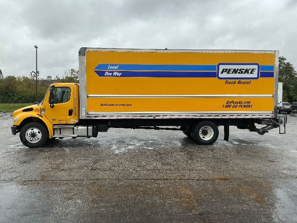 Medium Duty Box Truck-Light and Medium Duty Trucks-Freightliner-2022-M2-Piqua-OH-221,954\n\t\tmiles-$ 53,250 - Image 4