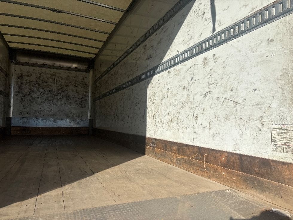 Medium Duty Box Truck-Light and Medium Duty Trucks-Freightliner-2022-M2-Poplar Bluff-MO-258,010\n\t\tmiles-$ 47,000 - Image 12