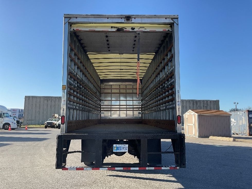 Medium Duty Box Truck-Light and Medium Duty Trucks-Freightliner-2022-M2-Poplar Bluff-MO-369,981\n\t\tmiles-$ 26,250 - Image 8