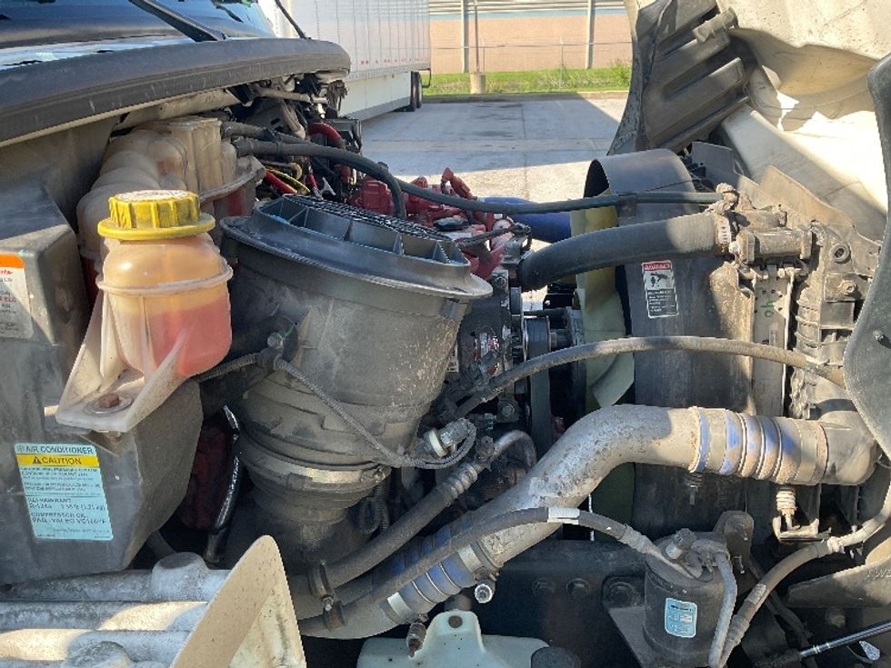 Medium Duty Box Truck-Light and Medium Duty Trucks-Freightliner-2022-M2-Poplar Bluff-MO-383,614\n\t\tmiles-$ 28,250 - Image 22