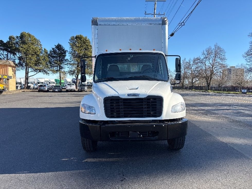 Medium Duty Box Truck-Light and Medium Duty Trucks-Freightliner-2022-M2-Portland-OR-112,837\n\t\tmiles-$ 76,000 - Image 2