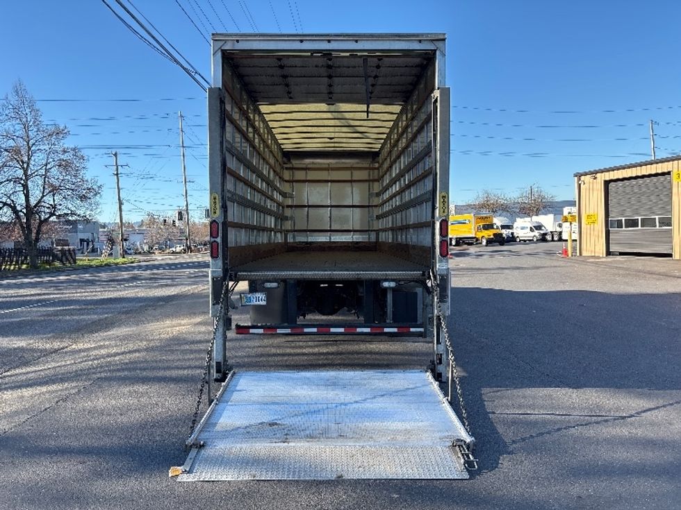 Medium Duty Box Truck-Light and Medium Duty Trucks-Freightliner-2022-M2-Portland-OR-112,837\n\t\tmiles-$ 76,000 - Image 9