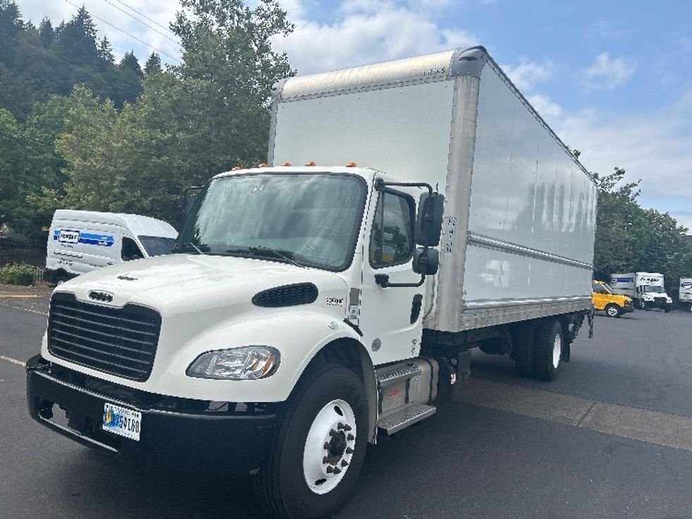 Medium Duty Box Truck-Light and Medium Duty Trucks-Freightliner-2022-M2-Portland-OR-151,075\n\t\tmiles-$ 72,250 - Image 3