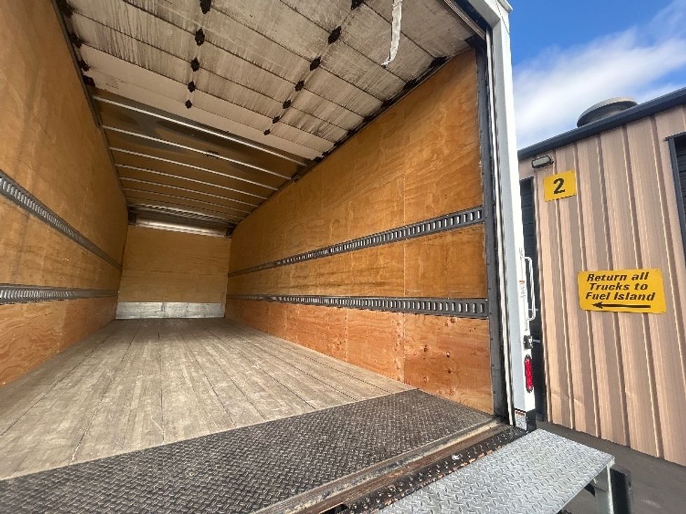 Medium Duty Box Truck-Light and Medium Duty Trucks-Freightliner-2022-M2-Portland-OR-184,549\n\t\tmiles-$ 68,000 - Image 12