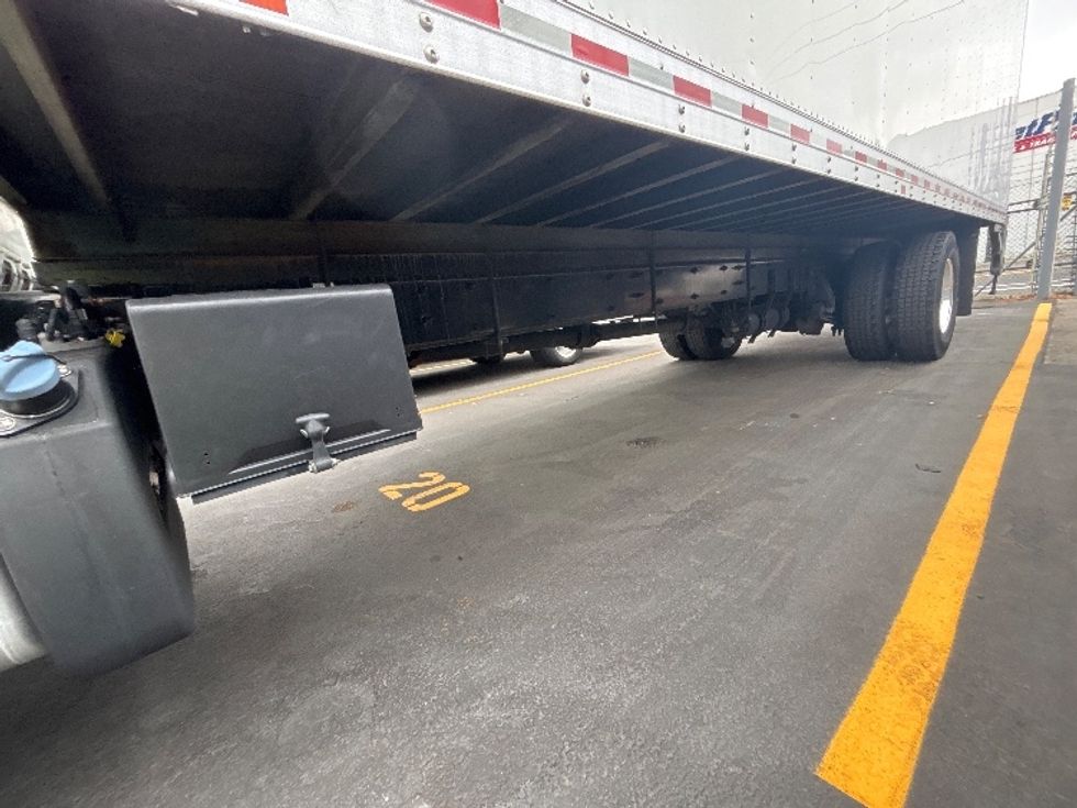 Medium Duty Box Truck-Light and Medium Duty Trucks-Freightliner-2022-M2-Portland-OR-184,549\n\t\tmiles-$ 68,000 - Image 5