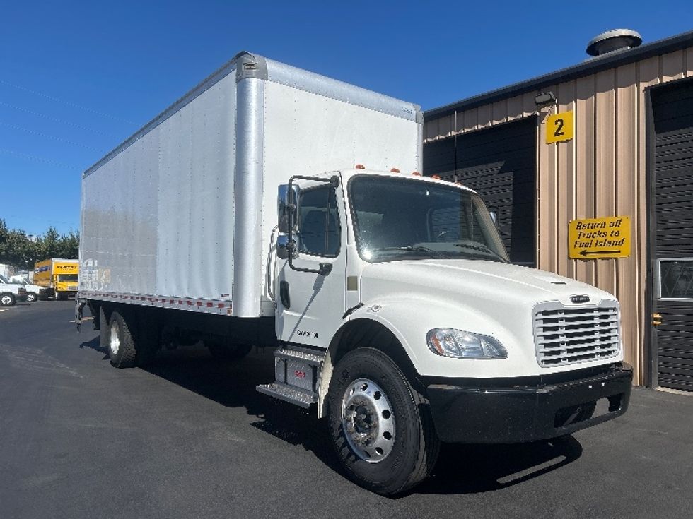 Medium Duty Box Truck-Light and Medium Duty Trucks-Freightliner-2022-M2-Portland-OR-185,837\n\t\tmiles-$ 67,750 - Image 1
