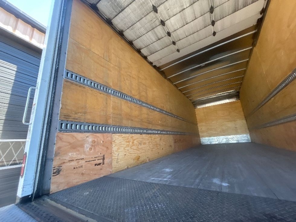 Medium Duty Box Truck-Light and Medium Duty Trucks-Freightliner-2022-M2-Portland-OR-185,837\n\t\tmiles-$ 67,750 - Image 11