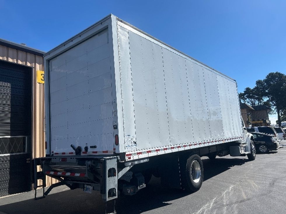 Medium Duty Box Truck-Light and Medium Duty Trucks-Freightliner-2022-M2-Portland-OR-185,837\n\t\tmiles-$ 67,750 - Image 13