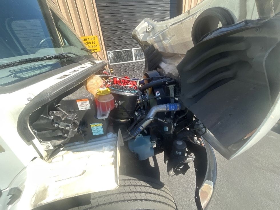 Medium Duty Box Truck-Light and Medium Duty Trucks-Freightliner-2022-M2-Portland-OR-185,837\n\t\tmiles-$ 67,750 - Image 23