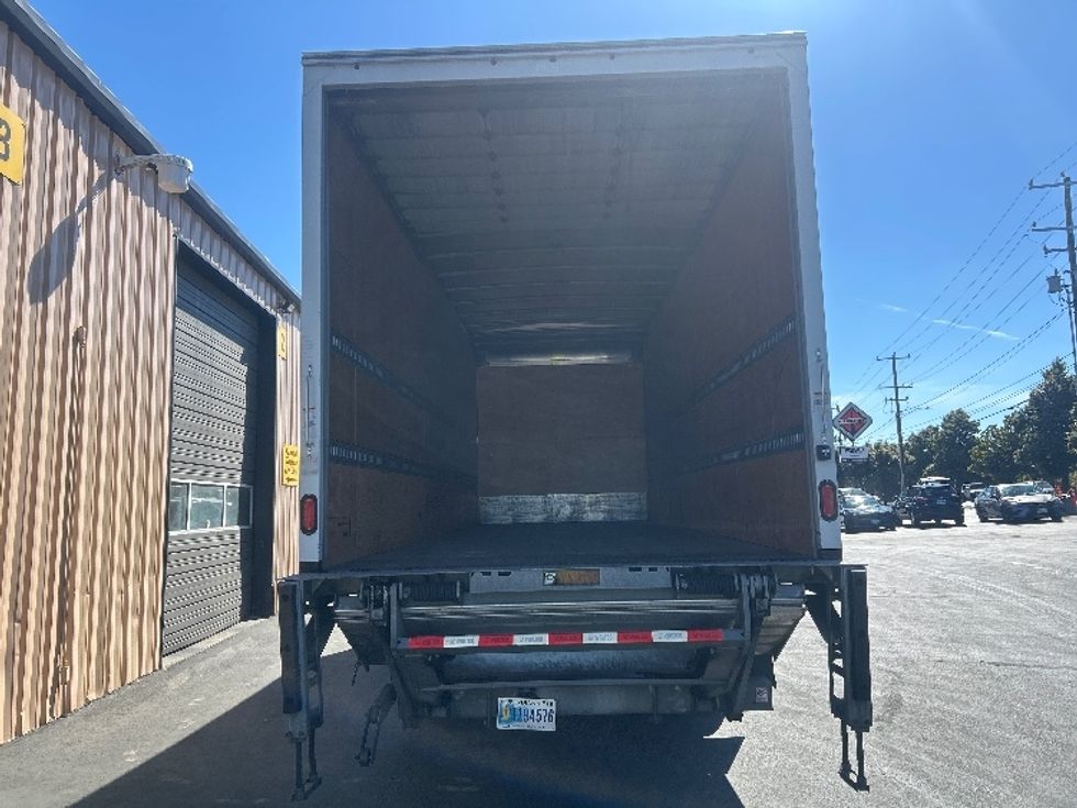 Medium Duty Box Truck-Light and Medium Duty Trucks-Freightliner-2022-M2-Portland-OR-185,837\n\t\tmiles-$ 67,750 - Image 8