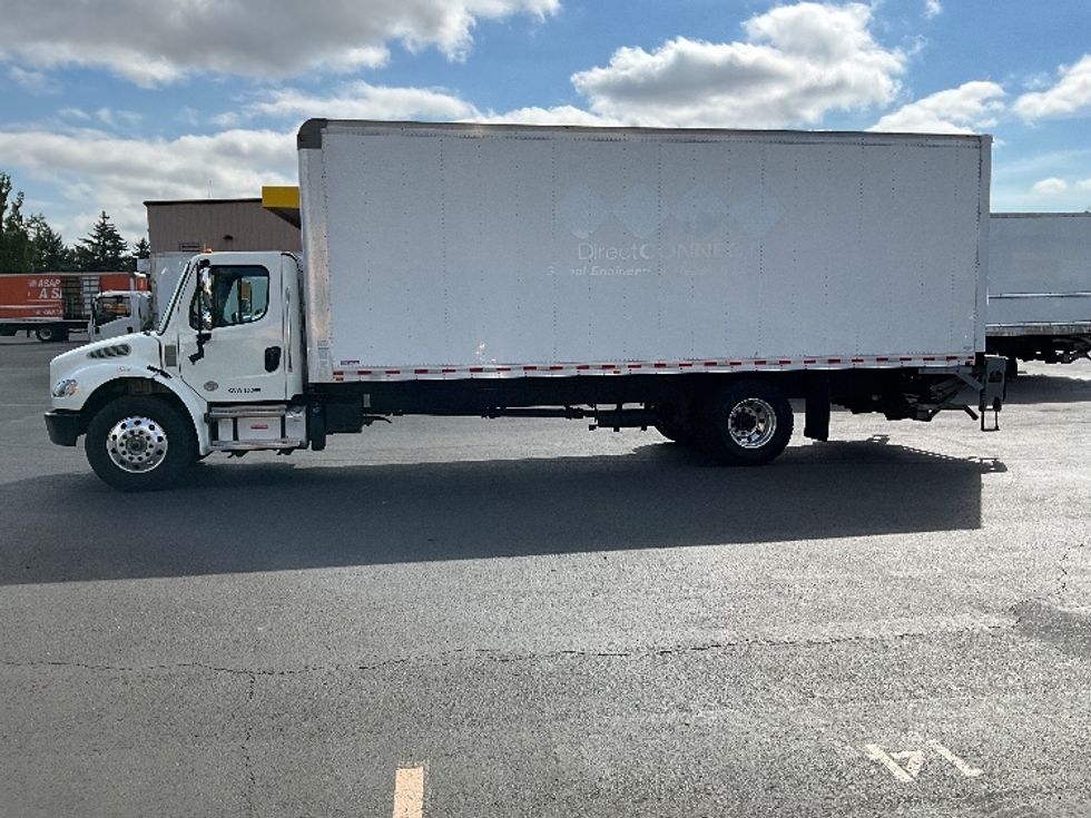 Medium Duty Box Truck-Light and Medium Duty Trucks-Freightliner-2022-M2-Portland-OR-230,880\n\t\tmiles-$ 58,750 - Image 4