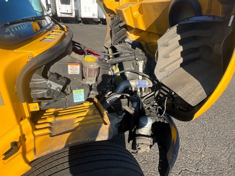 Medium Duty Box Truck-Light and Medium Duty Trucks-Freightliner-2022-M2-Portland-OR-258,118\n\t\tmiles-$ 49,250 - Image 23