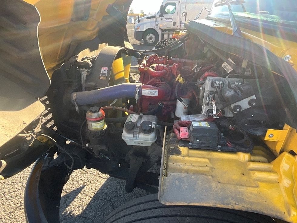 Medium Duty Box Truck-Light and Medium Duty Trucks-Freightliner-2022-M2-Portland-OR-258,118\n\t\tmiles-$ 49,250 - Image 24