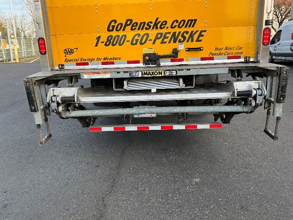 Medium Duty Box Truck-Light and Medium Duty Trucks-Freightliner-2022-M2-Portland-OR-80,382\n\t\tmiles-$ 79,500 - Image 25