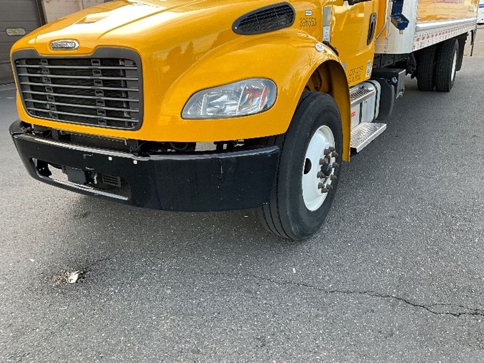Medium Duty Box Truck-Light and Medium Duty Trucks-Freightliner-2022-M2-Portland-OR-80,382\n\t\tmiles-$ 79,500 - Image 27