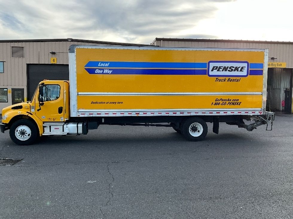Medium Duty Box Truck-Light and Medium Duty Trucks-Freightliner-2022-M2-Portland-OR-80,382\n\t\tmiles-$ 79,500 - Image 4