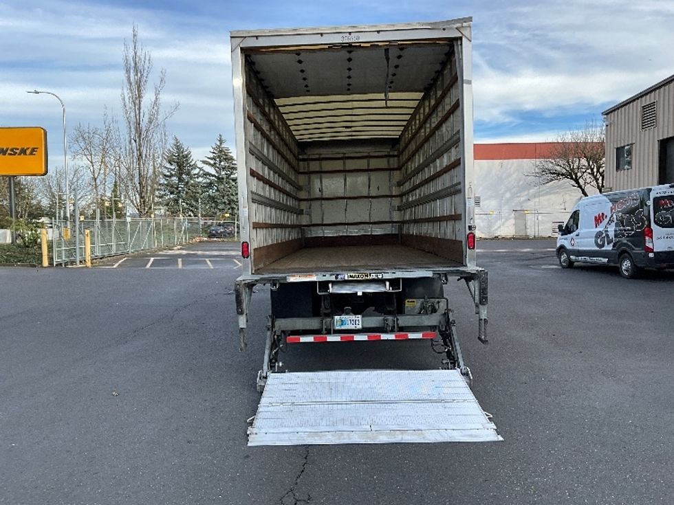 Medium Duty Box Truck-Light and Medium Duty Trucks-Freightliner-2022-M2-Portland-OR-80,382\n\t\tmiles-$ 79,500 - Image 9