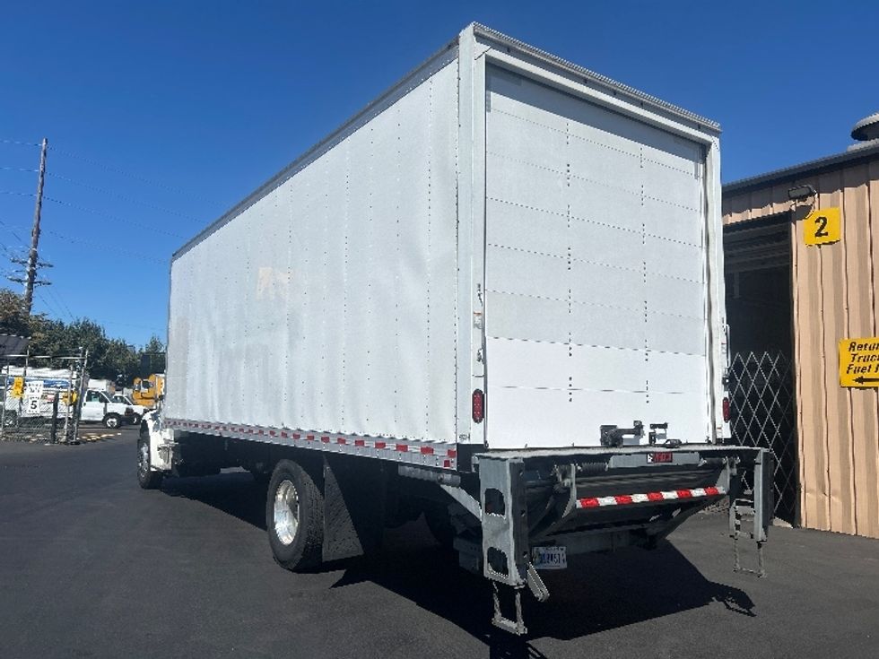 Medium Duty Box Truck-Light and Medium Duty Trucks-Freightliner-2022-M2-Portland-OR-92,510\n\t\tmiles-$ 84,250 - Image 6