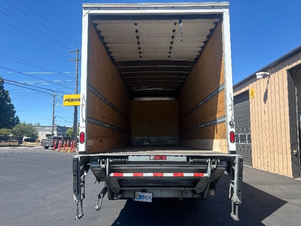Medium Duty Box Truck-Light and Medium Duty Trucks-Freightliner-2022-M2-Portland-OR-92,510\n\t\tmiles-$ 84,250 - Image 8