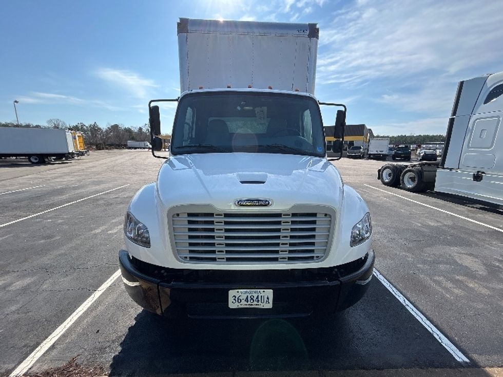 Medium Duty Box Truck-Light and Medium Duty Trucks-Freightliner-2022-M2-Prince George-VA-120,610\n\t\tmiles-$ 68,750 - Image 2