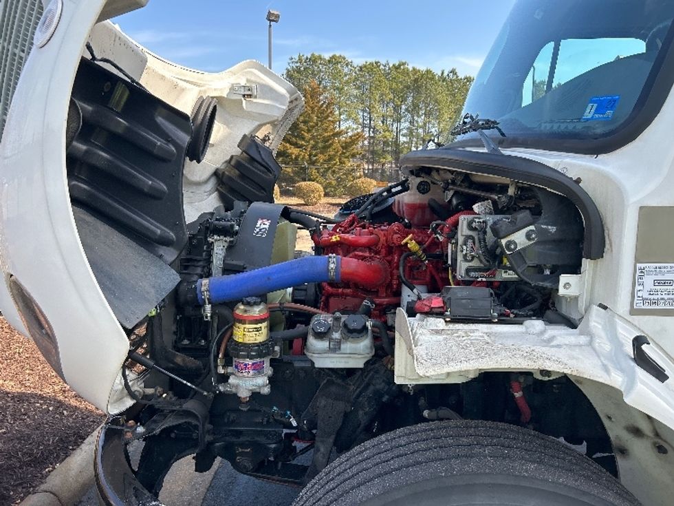 Medium Duty Box Truck-Light and Medium Duty Trucks-Freightliner-2022-M2-Prince George-VA-120,610\n\t\tmiles-$ 68,750 - Image 24