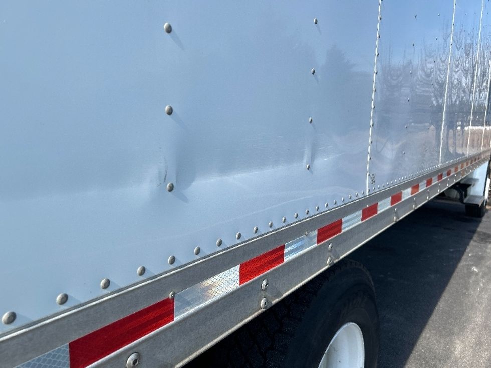 Medium Duty Box Truck-Light and Medium Duty Trucks-Freightliner-2022-M2-Prince George-VA-120,610\n\t\tmiles-$ 68,750 - Image 27