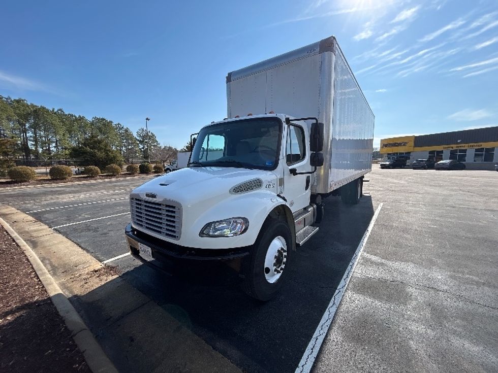 Medium Duty Box Truck-Light and Medium Duty Trucks-Freightliner-2022-M2-Prince George-VA-120,610\n\t\tmiles-$ 68,750 - Image 3