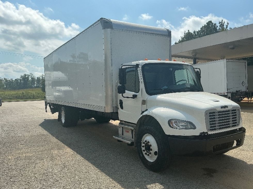 Medium Duty Box Truck-Light and Medium Duty Trucks-Freightliner-2022-M2-Prince George-VA-299,390\n\t\tmiles-$ 48,500 - Image 1