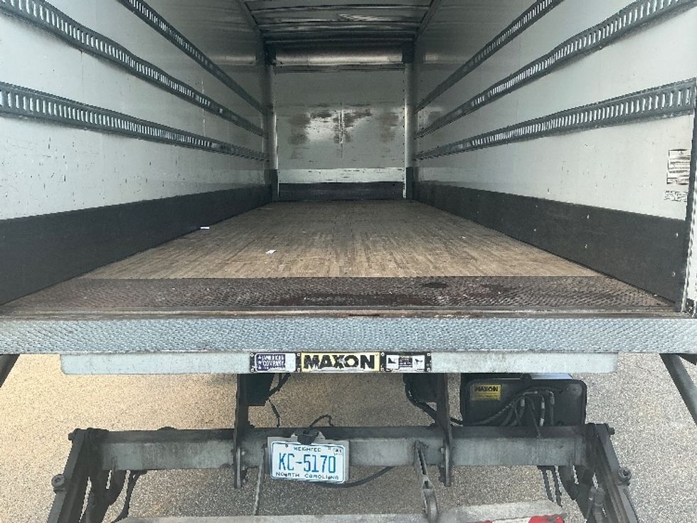 Medium Duty Box Truck-Light and Medium Duty Trucks-Freightliner-2022-M2-Prince George-VA-299,390\n\t\tmiles-$ 48,500 - Image 10