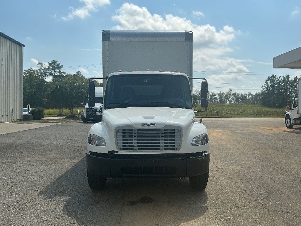 Medium Duty Box Truck-Light and Medium Duty Trucks-Freightliner-2022-M2-Prince George-VA-299,390\n\t\tmiles-$ 48,500 - Image 2