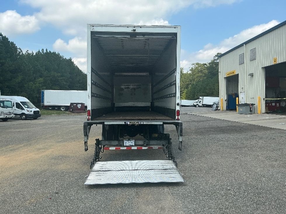 Medium Duty Box Truck-Light and Medium Duty Trucks-Freightliner-2022-M2-Prince George-VA-299,390\n\t\tmiles-$ 48,500 - Image 9