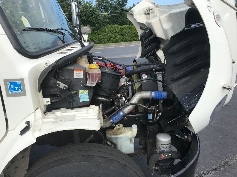 Medium Duty Box Truck-Light and Medium Duty Trucks-Freightliner-2022-M2-Reading-PA-126,078\n\t\tmiles-$ 62,000 - Image 23