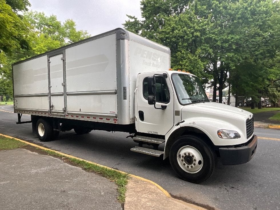 Medium Duty Box Truck-Light and Medium Duty Trucks-Freightliner-2022-M2-Reading-PA-180,309\n\t\tmiles-$ 59,500 - Image 1