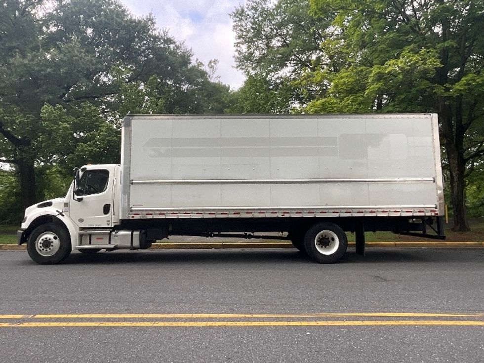 Medium Duty Box Truck-Light and Medium Duty Trucks-Freightliner-2022-M2-Reading-PA-180,309\n\t\tmiles-$ 59,500 - Image 4