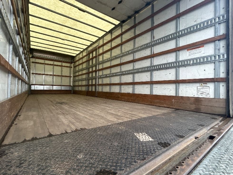 Medium Duty Box Truck-Light and Medium Duty Trucks-Freightliner-2022-M2-Richland-MS-263,227\n\t\tmiles-$ 42,250 - Image 12