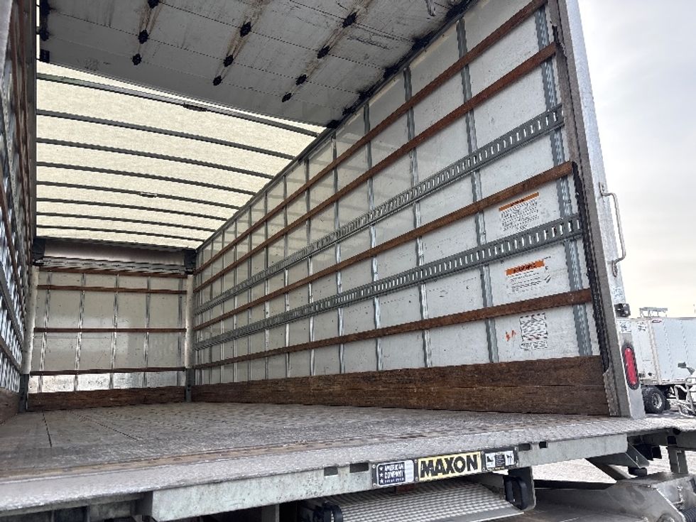 Medium Duty Box Truck-Light and Medium Duty Trucks-Freightliner-2022-M2-Rockville-MD-246,269\n\t\tmiles-$ 52,500 - Image 12