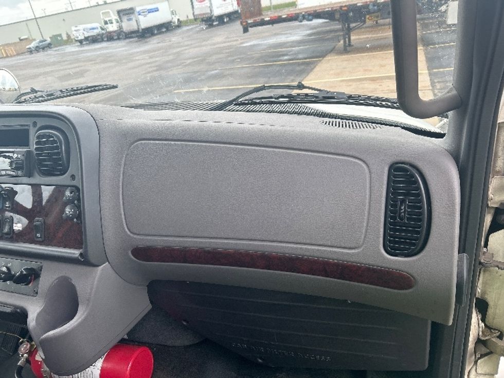 Medium Duty Box Truck-Light and Medium Duty Trucks-Freightliner-2022-M2-Rothschild-WI-258,697\n\t\tmiles-$ 40,750 - Image 21