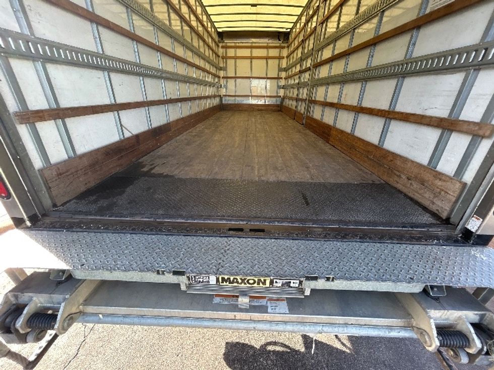 Medium Duty Box Truck-Light and Medium Duty Trucks-Freightliner-2022-M2-Saint Louis-MO-228,872\n\t\tmiles-$ 49,000 - Image 10