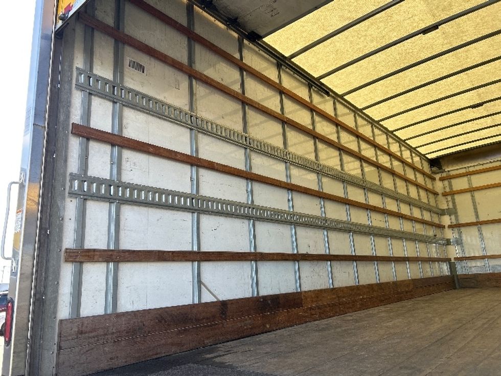 Medium Duty Box Truck-Light and Medium Duty Trucks-Freightliner-2022-M2-Saint Louis-MO-228,872\n\t\tmiles-$ 49,000 - Image 11