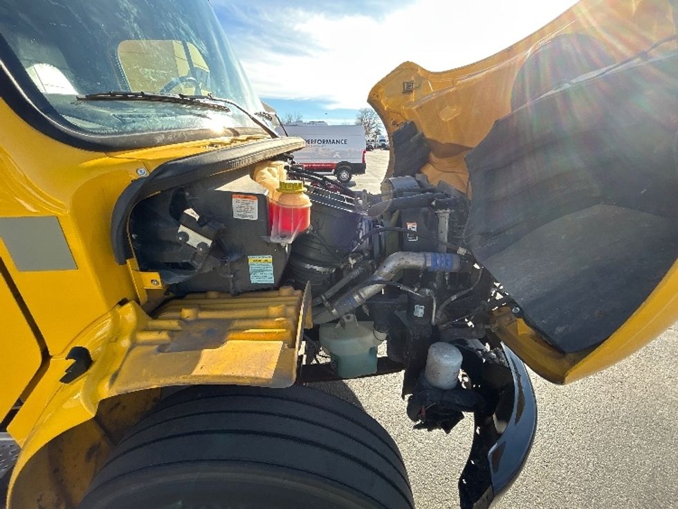 Medium Duty Box Truck-Light and Medium Duty Trucks-Freightliner-2022-M2-Saint Louis-MO-228,872\n\t\tmiles-$ 49,000 - Image 23