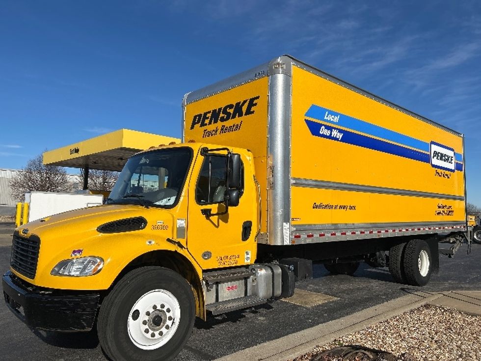 Medium Duty Box Truck-Light and Medium Duty Trucks-Freightliner-2022-M2-Saint Louis-MO-228,872\n\t\tmiles-$ 49,000 - Image 3