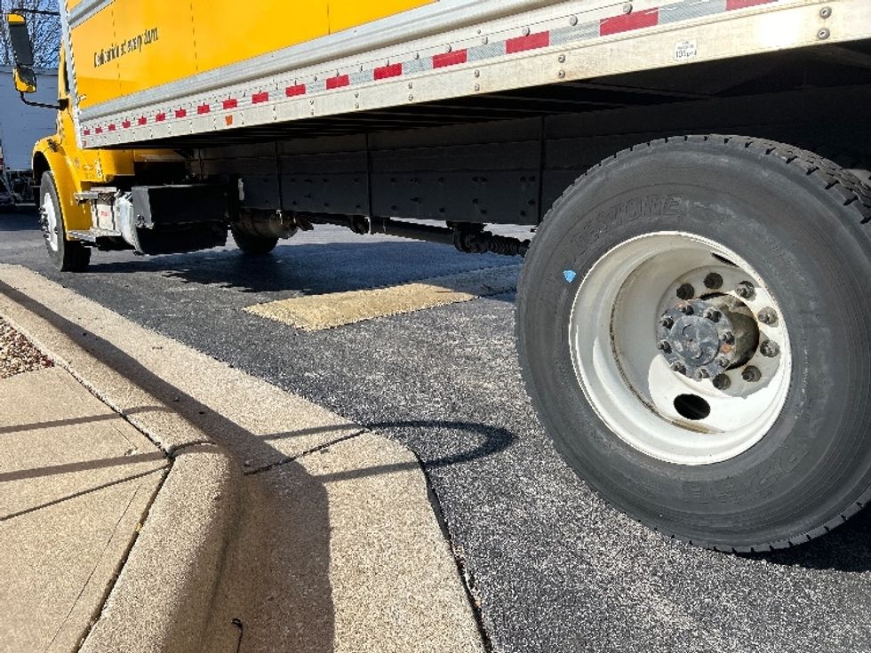 Medium Duty Box Truck-Light and Medium Duty Trucks-Freightliner-2022-M2-Saint Louis-MO-228,872\n\t\tmiles-$ 49,000 - Image 5