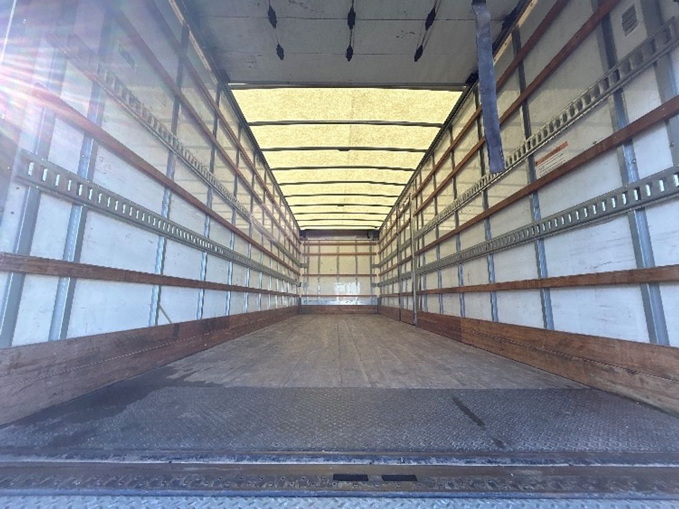 Medium Duty Box Truck-Light and Medium Duty Trucks-Freightliner-2022-M2-Saint Louis-MO-228,872\n\t\tmiles-$ 49,000 - Image 8