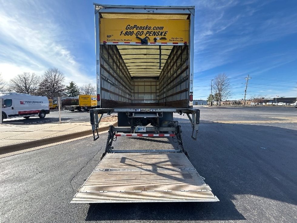 Medium Duty Box Truck-Light and Medium Duty Trucks-Freightliner-2022-M2-Saint Louis-MO-228,872\n\t\tmiles-$ 49,000 - Image 9